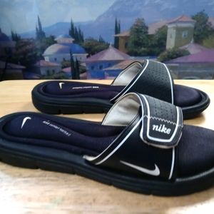 nike memory foam slides